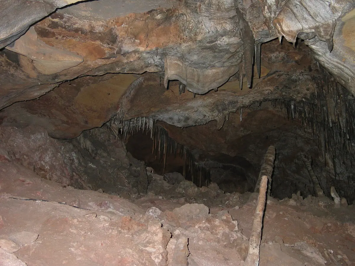 A passage with formations inside Cave of the Winds